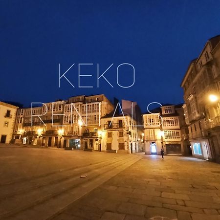 Viveiro Centro Con Parking Exterior foto